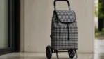 Designer im Gespraech: Warum der Einkaufstrolley zum Modeobjekt wurde