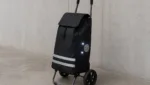 Einkaufstrolley mit Reflektoren und LED fuer bessere Sicht individualisieren